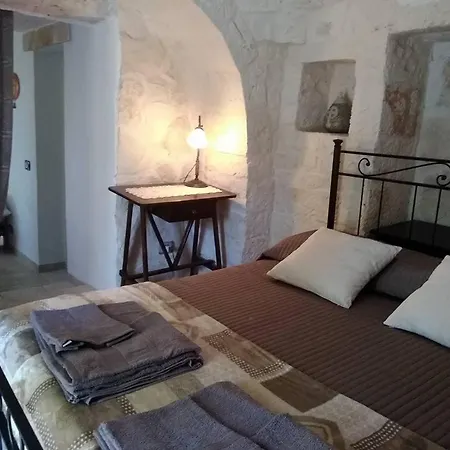 Trulli Gloria 3* Alberobello