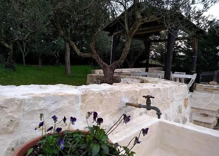 Trulli Gloria 3* Alberobello